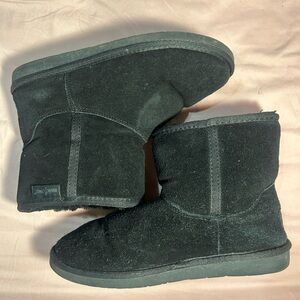 Minnetonka Black Suede Boots